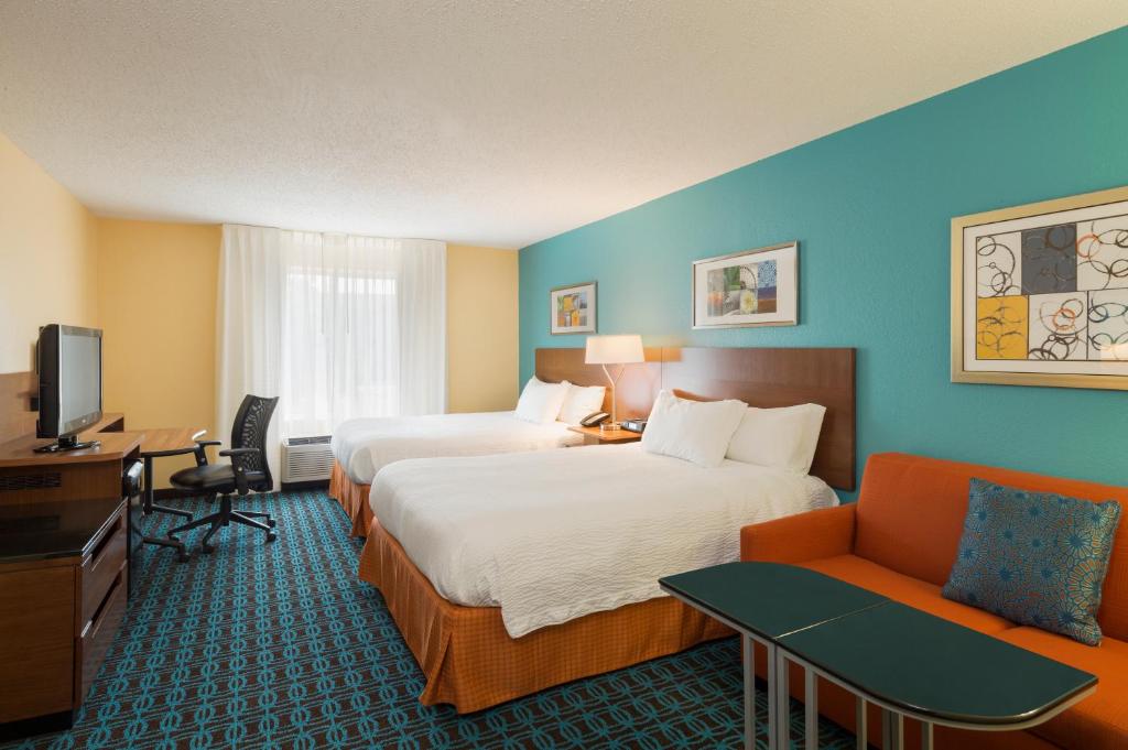 Fairfield Inn & Suites by Marriott Allentown Bethlehem/Lehigh Valley Airport - image 4