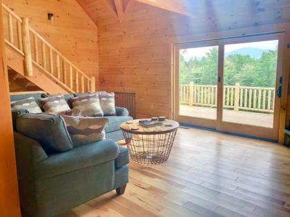 UV Log home with direct Cannon Mountain views Minutes to attractions Fireplace Pool Table AC - image 10