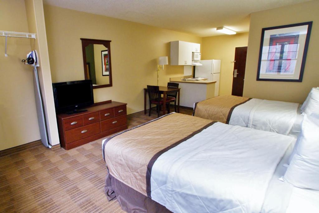 Extended Stay America Suites - Long Island - Bethpage - image 4