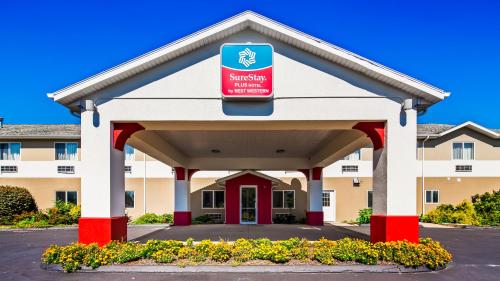 SureStay Plus Hotel by Best Western Bettendorf - image 3