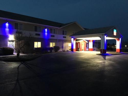 SureStay Plus Hotel by Best Western Bettendorf - image 5