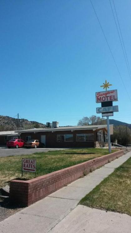 Sunglow motel and Restaurant Bicknell