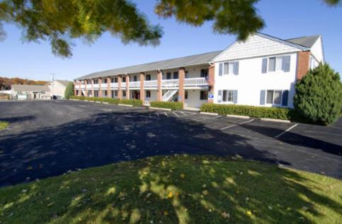 Americas Best Value Inn Biddeford - main image