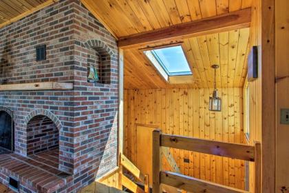 Coastal Biddeford Home with Deck and Ocean Views! - image 9