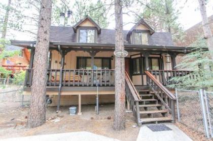 mountain Bliss by Big Bear Cool Cabins California