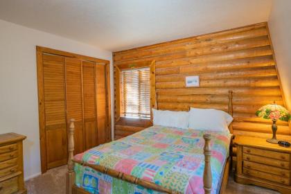 Log Cabin Getaway - image 18