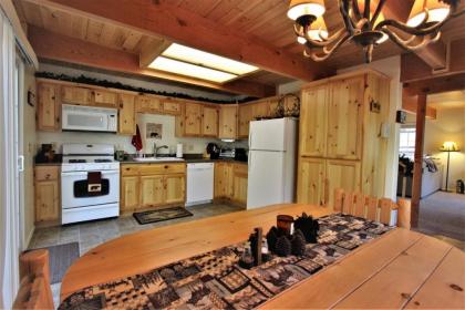 Mountain Top Chalet - image 6