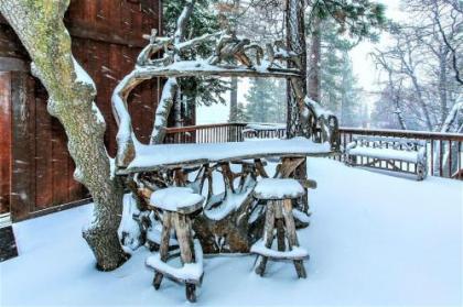 Black Diamond Chalet-1842 by Big Bear Vacations - image 3