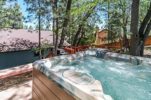 Diamond Houzz-1867 by Big Bear Vacations - main image