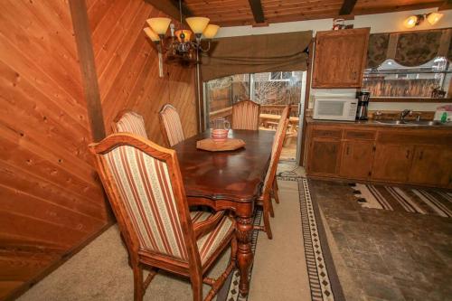 Ruff Inn It-1752 by Big Bear Vacations - image 3