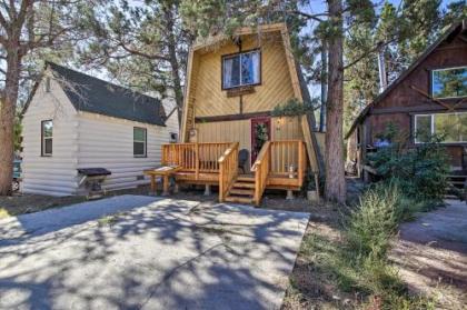 Log Cabin Retreat with Deck Near Big Bear Lake California