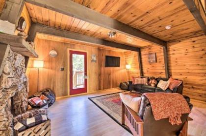 Log Cabin Retreat with Deck Near Big Bear Lake! - image 2