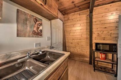 Log Cabin Retreat with Deck Near Big Bear Lake! - image 3