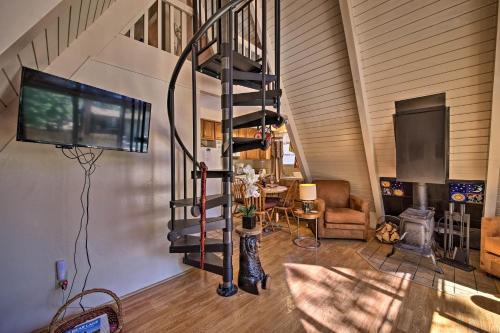 One-Of-A-Kind Couples Getaway Big Bear A-Frame! - image 4