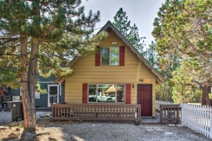 Explore Big Bear Lake and Slopes - Sugarloaf Cabin! - image 2