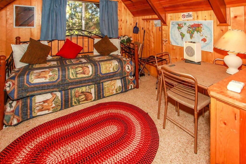 Big Bear Cabin 4U - image 6