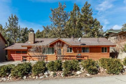 Shasta Mountain Cabin - 1916 by Big Bear Vacations - image 17