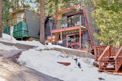 Wolf Cub Cabin - 1946 by Big Bear Vacations - image 11