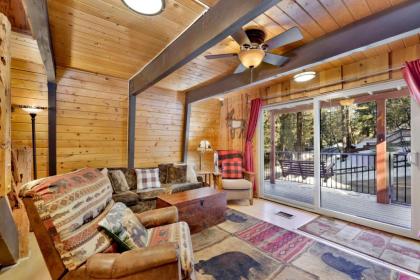 Wolf Cub Cabin - 1946 by Big Bear Vacations - image 14