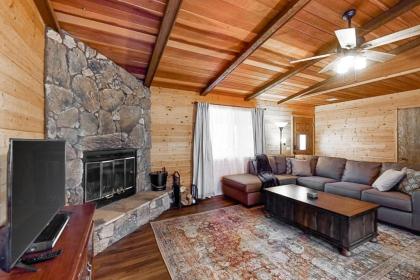 Holiday homes in Big Bear City California