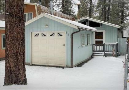 Holiday homes in Big Bear City California