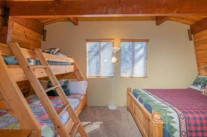 Bear Claw Inn - image 14