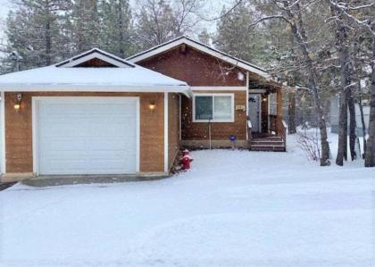 Holiday homes in Big Bear City California