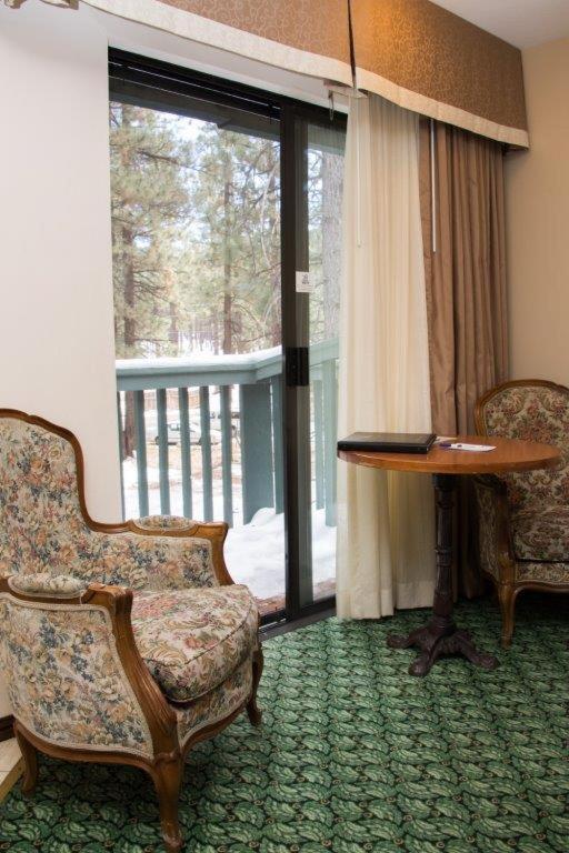 Best Western- Big Bear Chateau - image 3