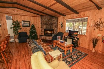 Granny's Love Shack by Big Bear Cool Cabins - image 4