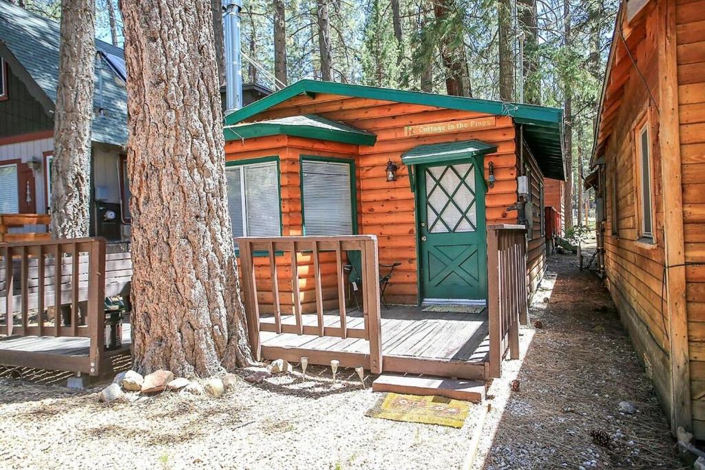 Cottage in the Pines-1667 by Big Bear Vacations - image 4