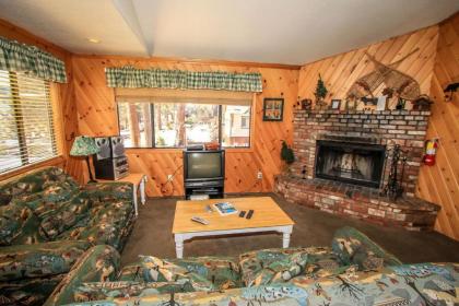 Bear Claw Bungalow-379 by Big Bear Vacations - image 5