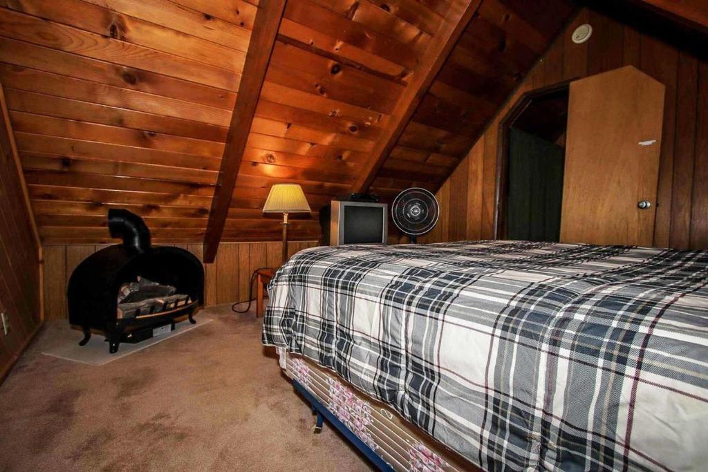 Bonita Cabin-1154 by Big Bear Vacations - image 3