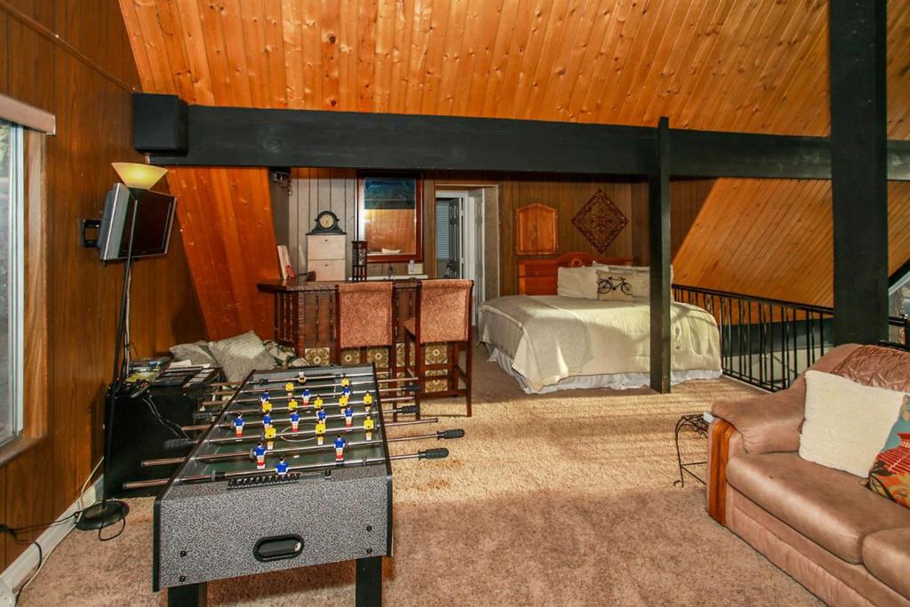 Living the Dream-1807 by Big Bear Vacations - image 3