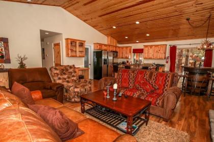 Timber Wolf Den-1641 by Big Bear Vacations - image 4