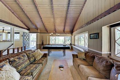 New Listing! All-Suite Forest Retreat With Hot Tub Home - image 5