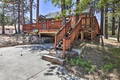 Woodsy House with Hot Tub - 1 Mi to Big Bear Marina! - image 18