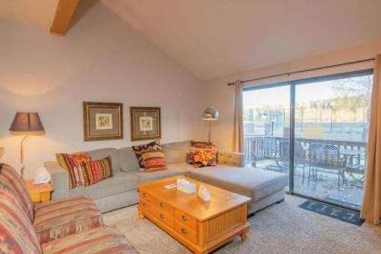 Bayshore Ski & Racquet Club Condo - image 17