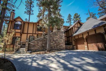 Four Happy Bears Estate   1277 by Big Bear Vacations