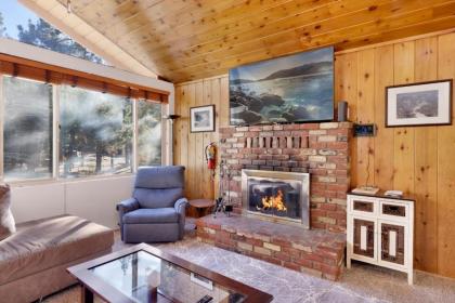 Cozy Cabin - 1921 by Big Bear Vacations - image 13