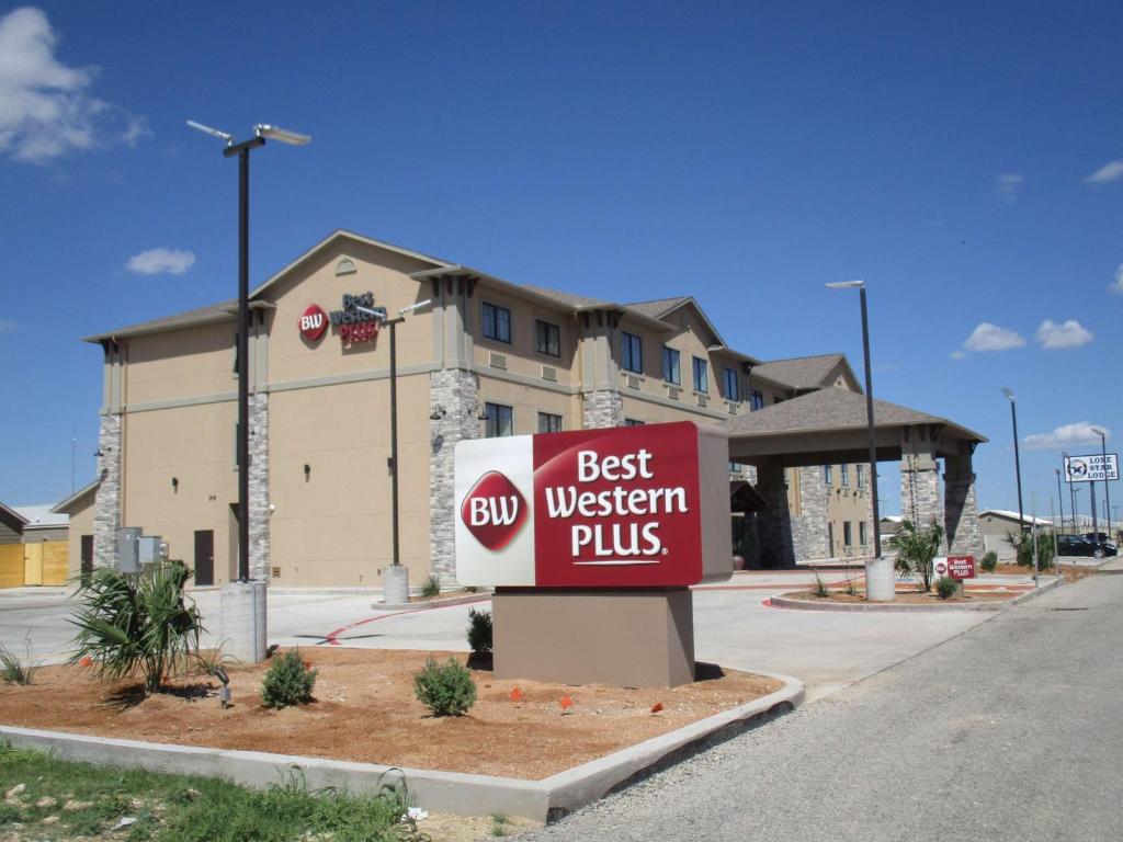 Best Western Plus Big Lake Inn - main image