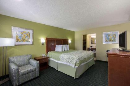 Days Inn & Suites by Wyndham Big Spring - image 14