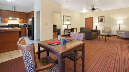 Best Western Palace Inn & Suites - image 13