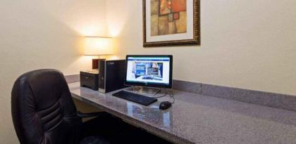 Best Western Palace Inn & Suites - image 5