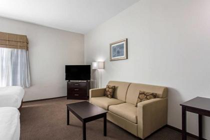 MainStay Suites - image 12