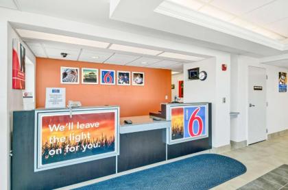 Motel 6-Big Springs NE - image 10