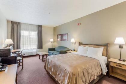 Quality Inn & Suites - image 13