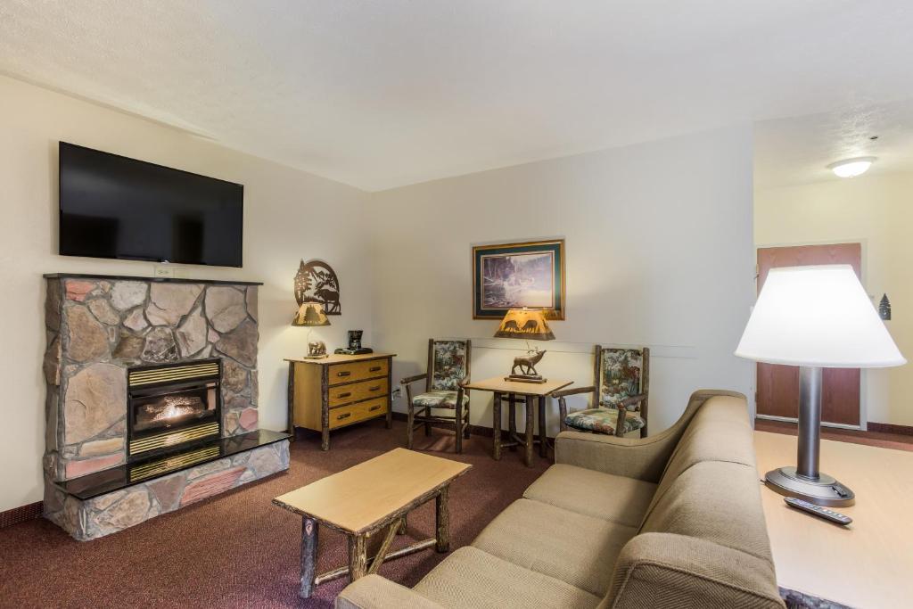 Quality Inn & Suites - image 6