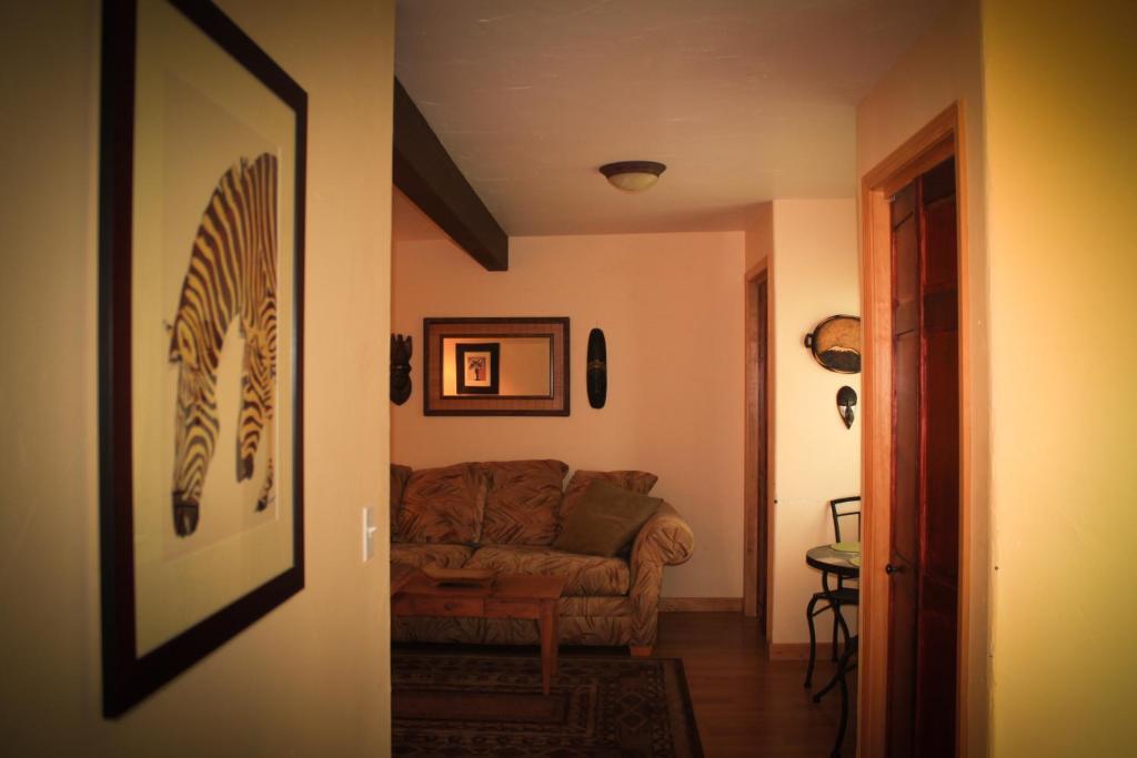 The Islander Inn - image 5