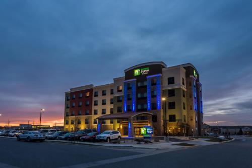 Holiday Inn Express Hotel & Suites Billings an IHG Hotel - main image