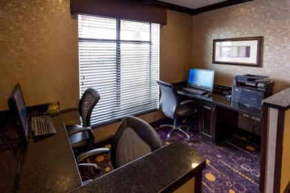 Holiday Inn Express Hotel & Suites Billings an IHG Hotel - image 4